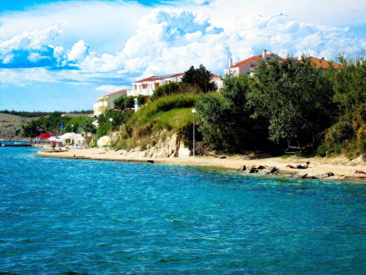 House Natali 70M From The Beach - Free Ev Top Up Rtina Kültér fotó